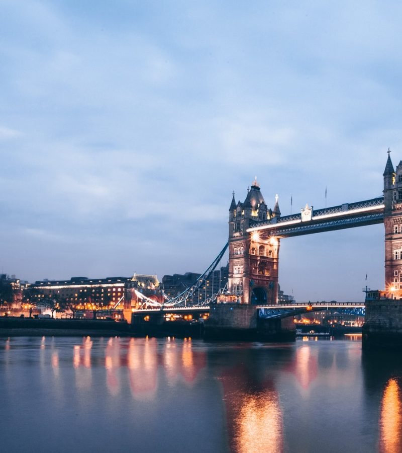 illuminated-tower-bridge-in-london-at-night-.jpg